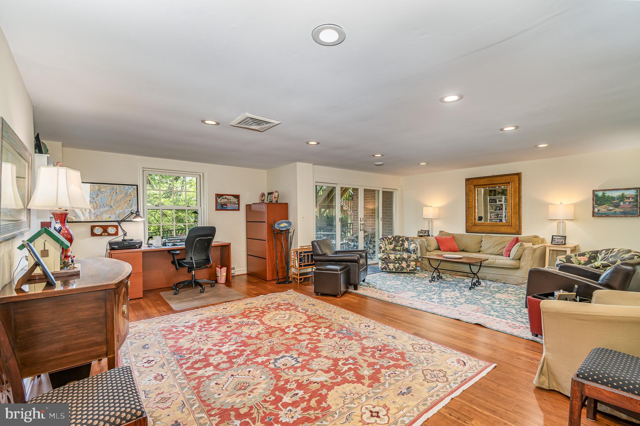 THORNTON WOOD - Residential