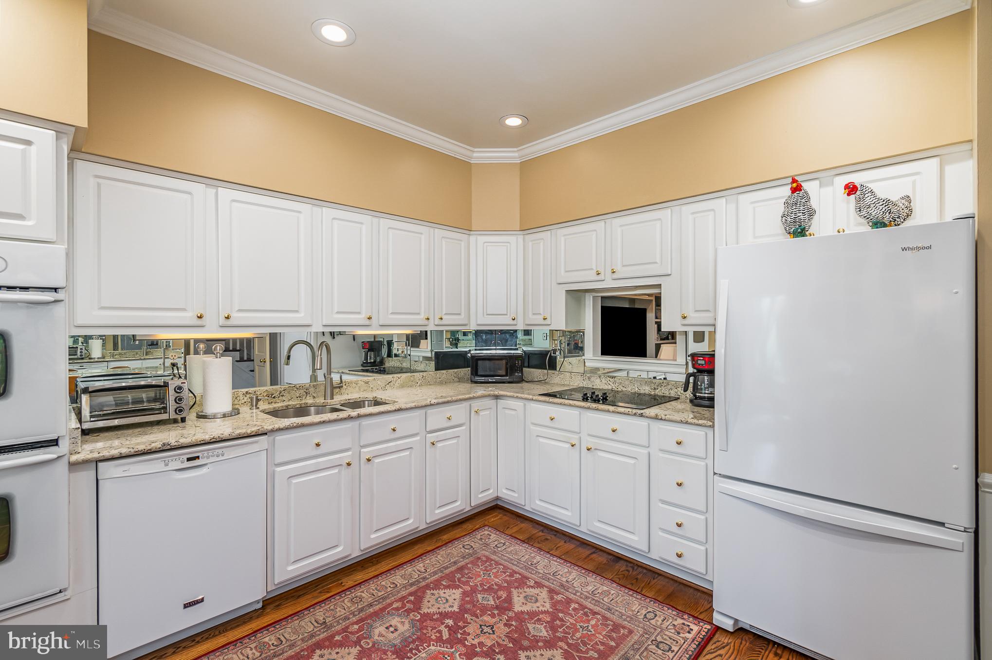 THORNTON WOOD - Residential