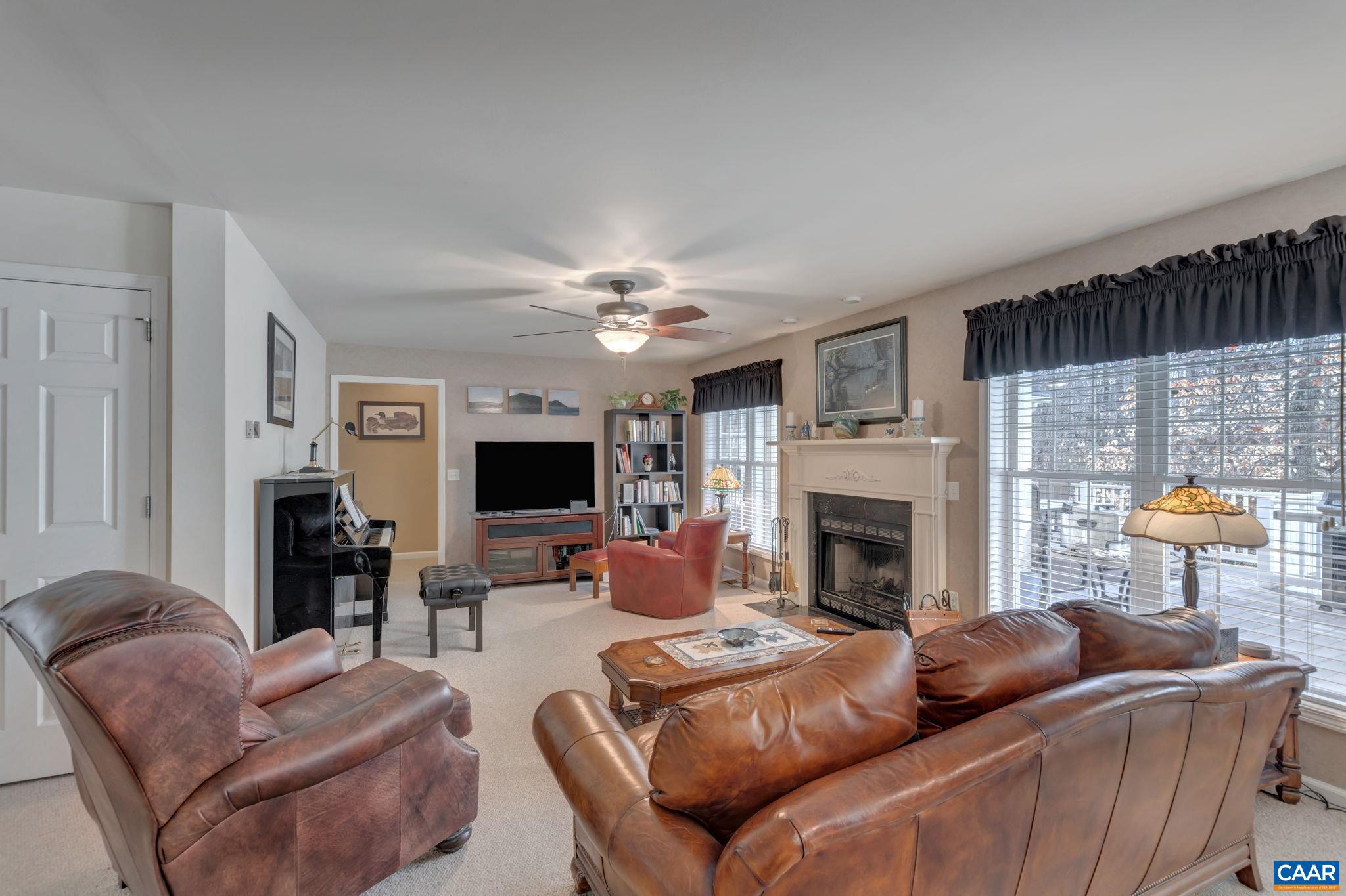 WOUNDED KNEE - Residential