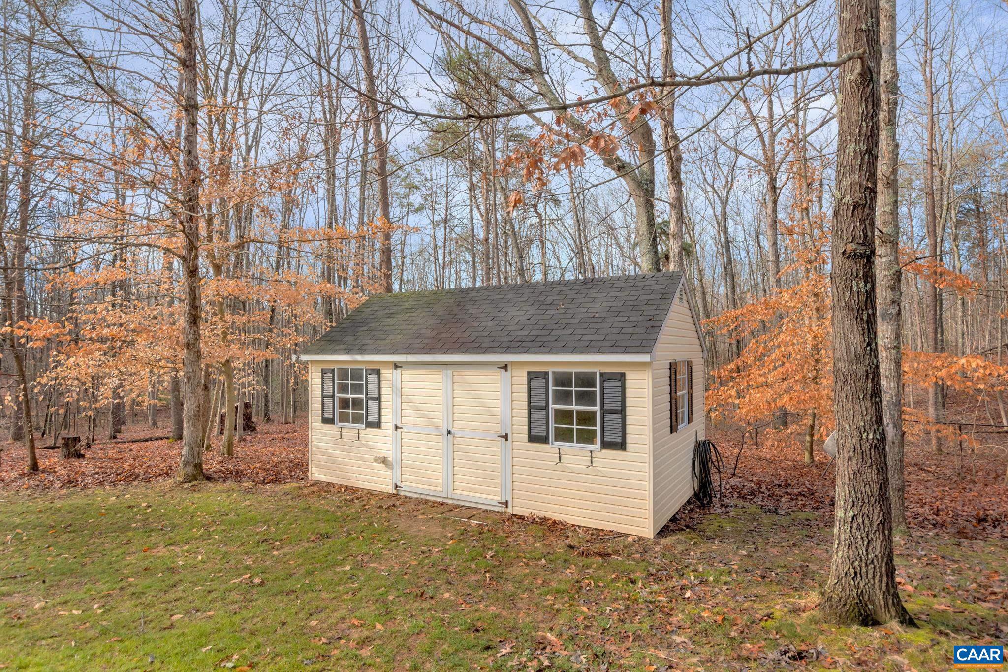 WOUNDED KNEE - Residential