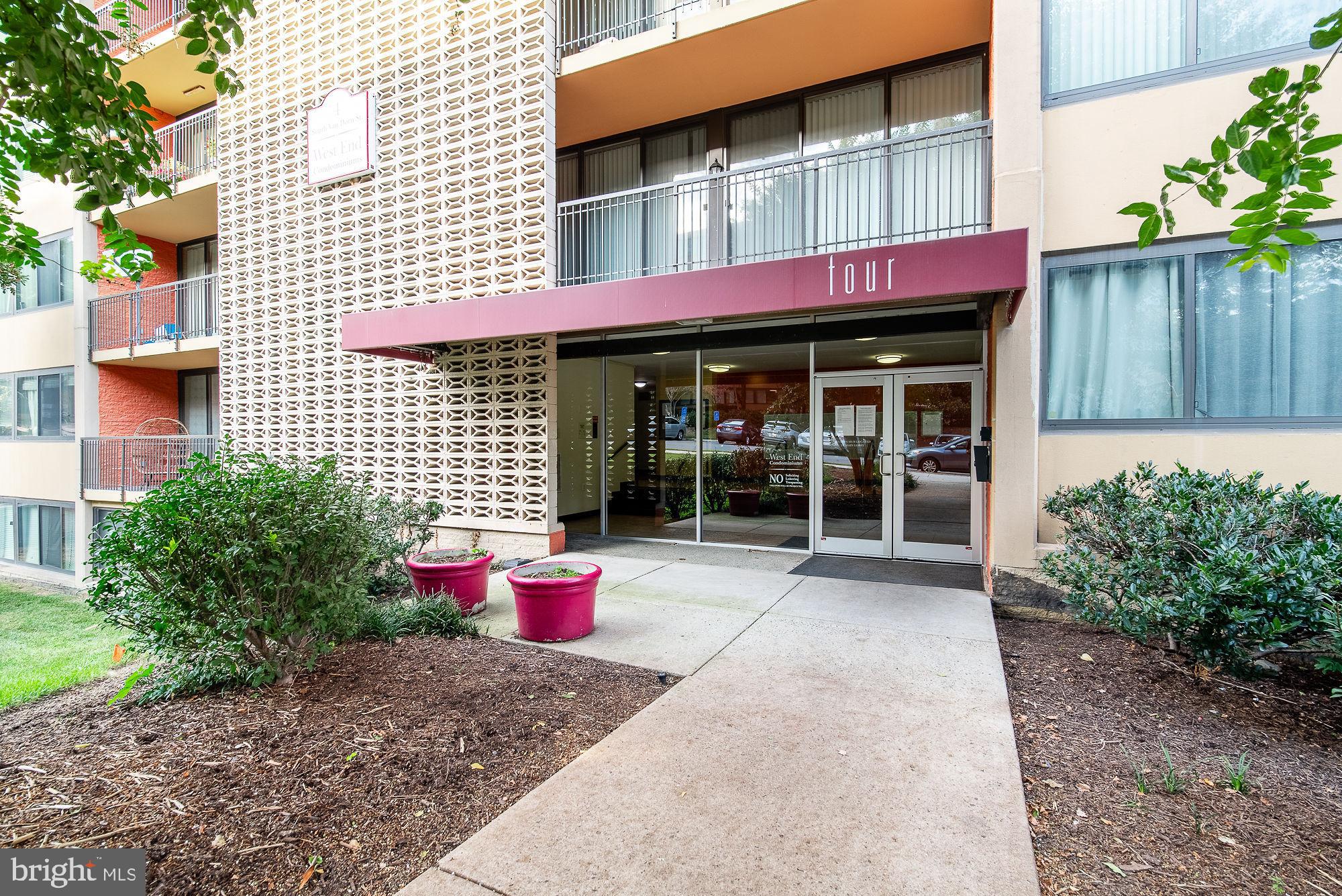 WEST END CONDOS - Residential