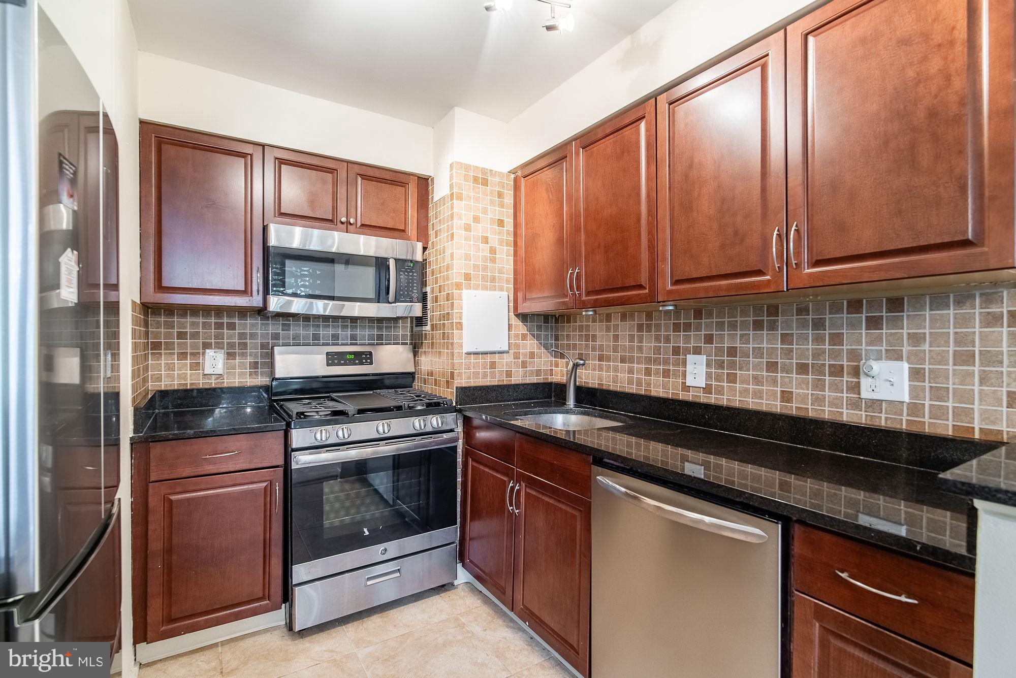 WEST END CONDOS - Residential