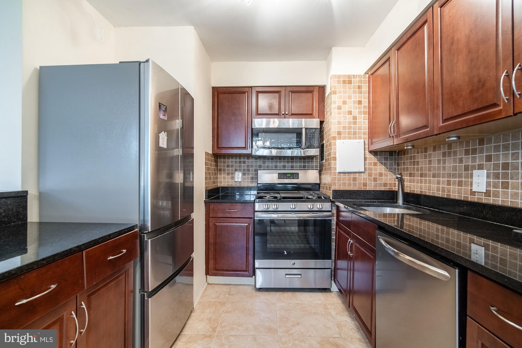 WEST END CONDOS - Residential