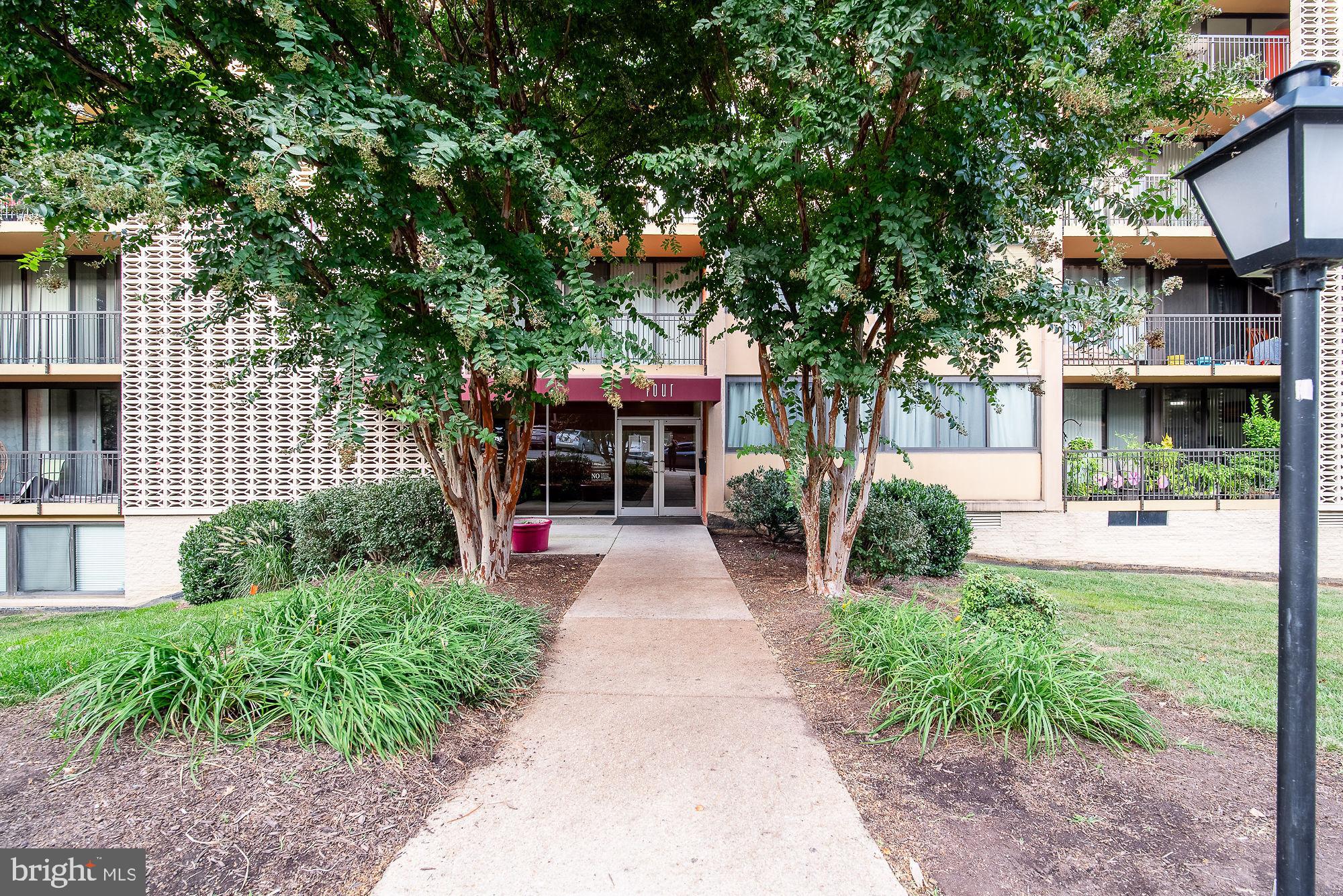 WEST END CONDOS - Residential