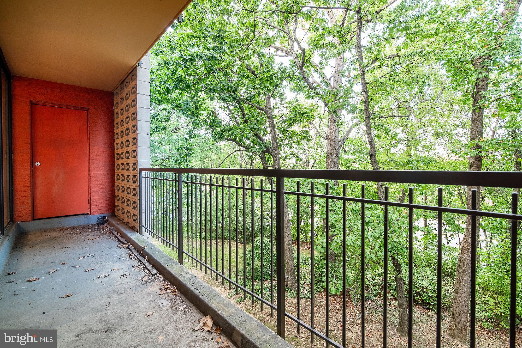 WEST END CONDOS - Residential