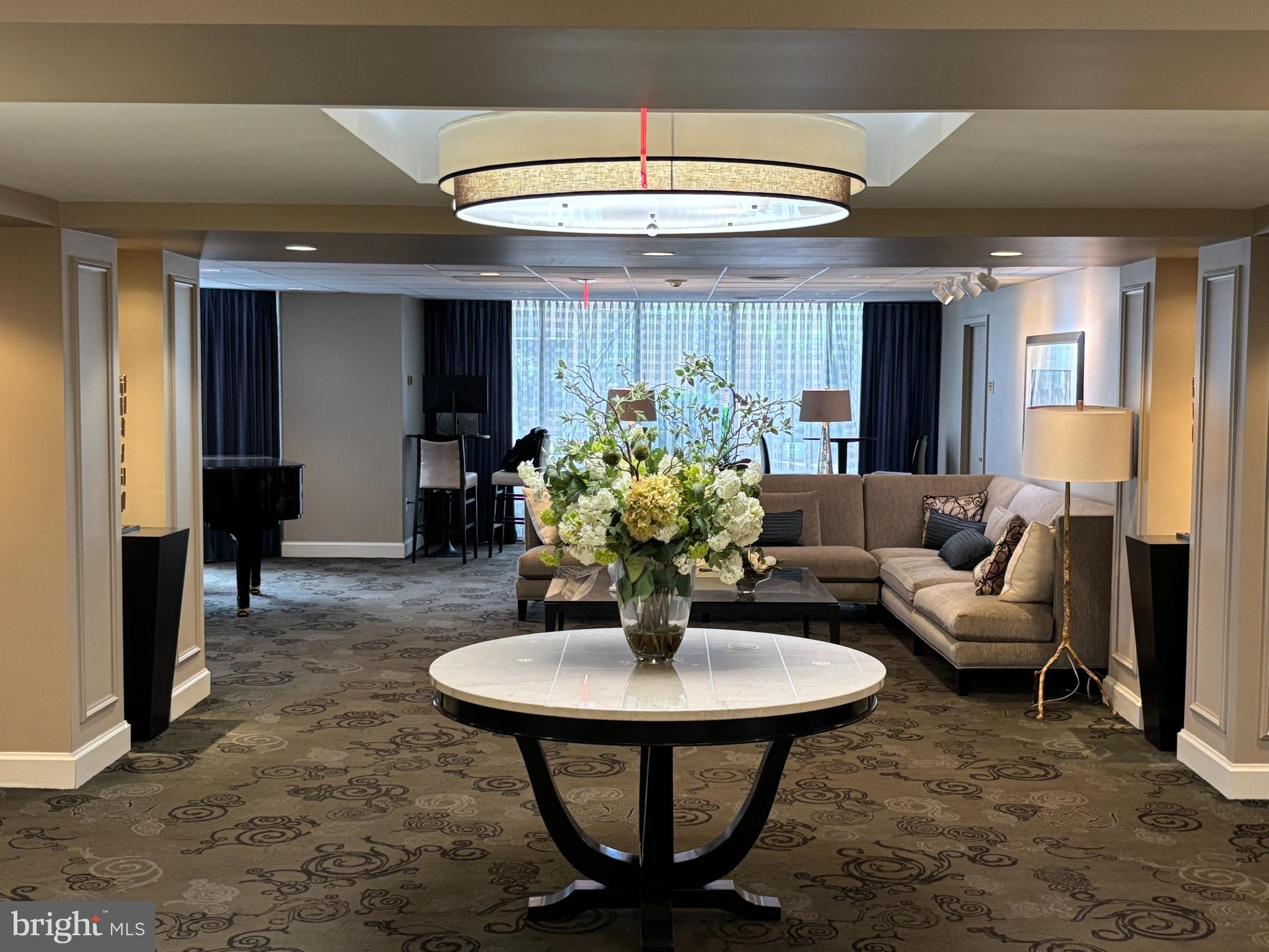 THE ELIZABETH - Residential