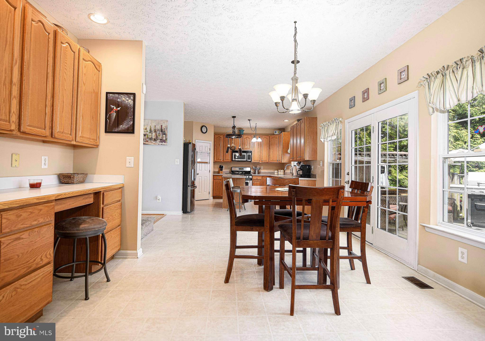 TUCHAHOE FARMS - Residential