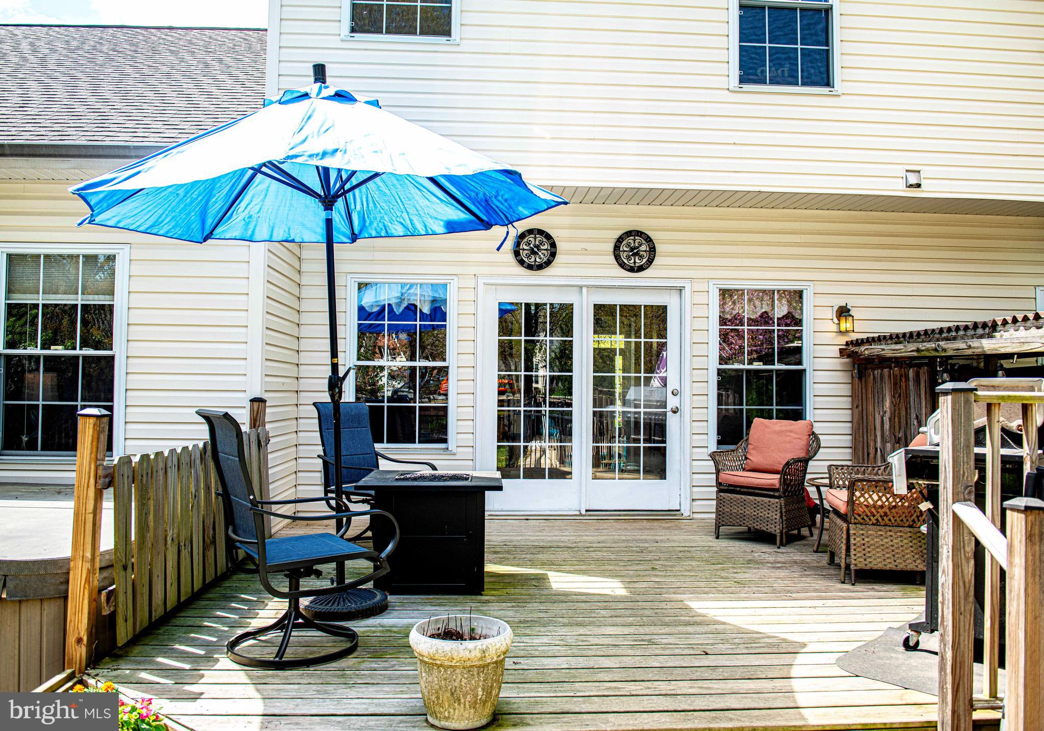 TUCHAHOE FARMS - Residential