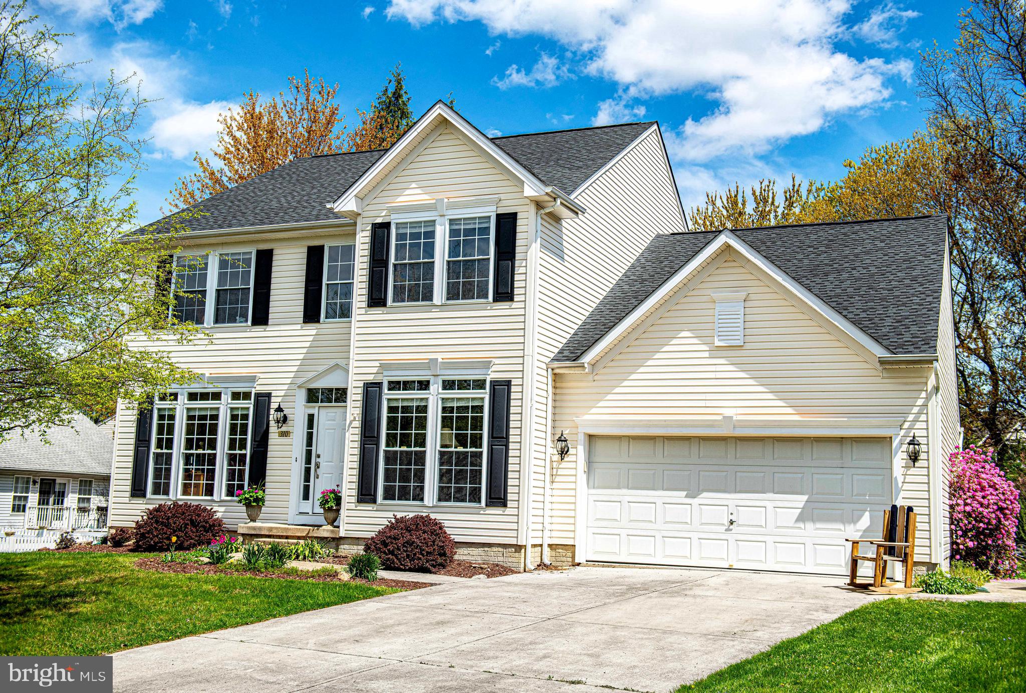 TUCHAHOE FARMS - Residential