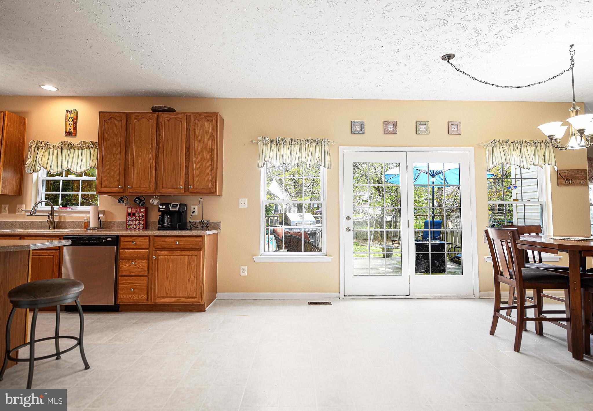 TUCHAHOE FARMS - Residential