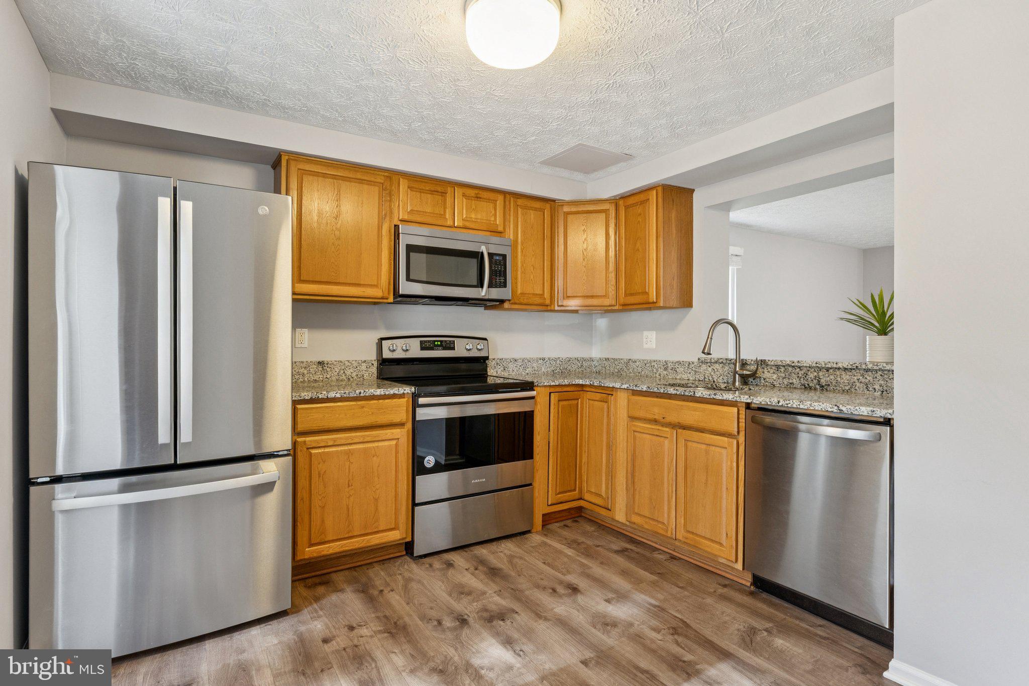 ULMSTEAD GARDENS - Residential