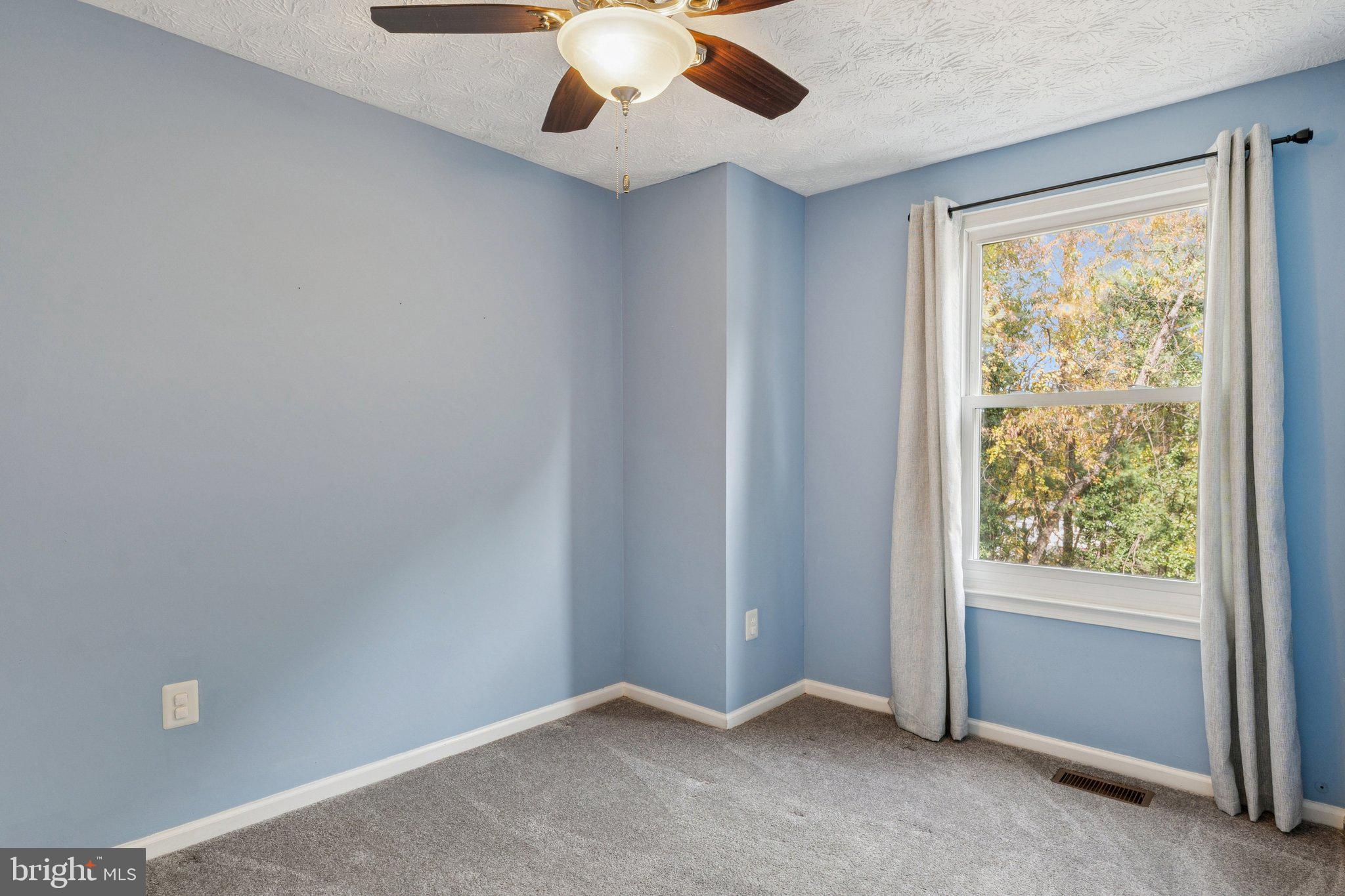 ULMSTEAD GARDENS - Residential