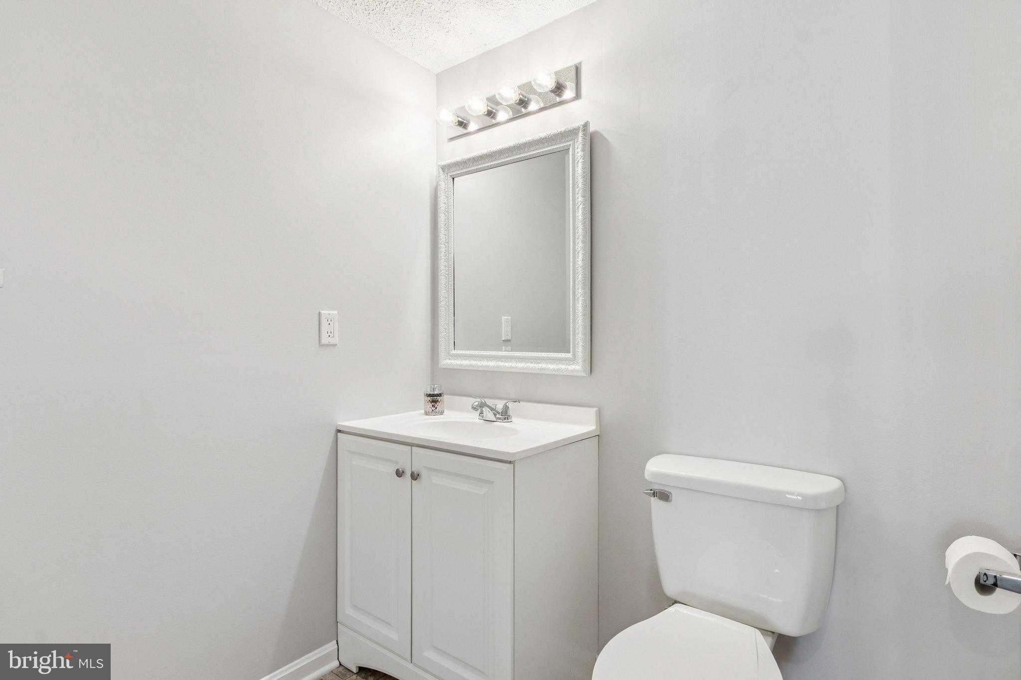 ULMSTEAD GARDENS - Residential