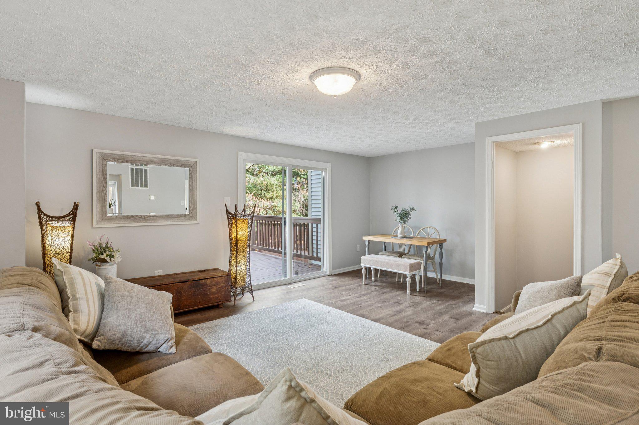 ULMSTEAD GARDENS - Residential