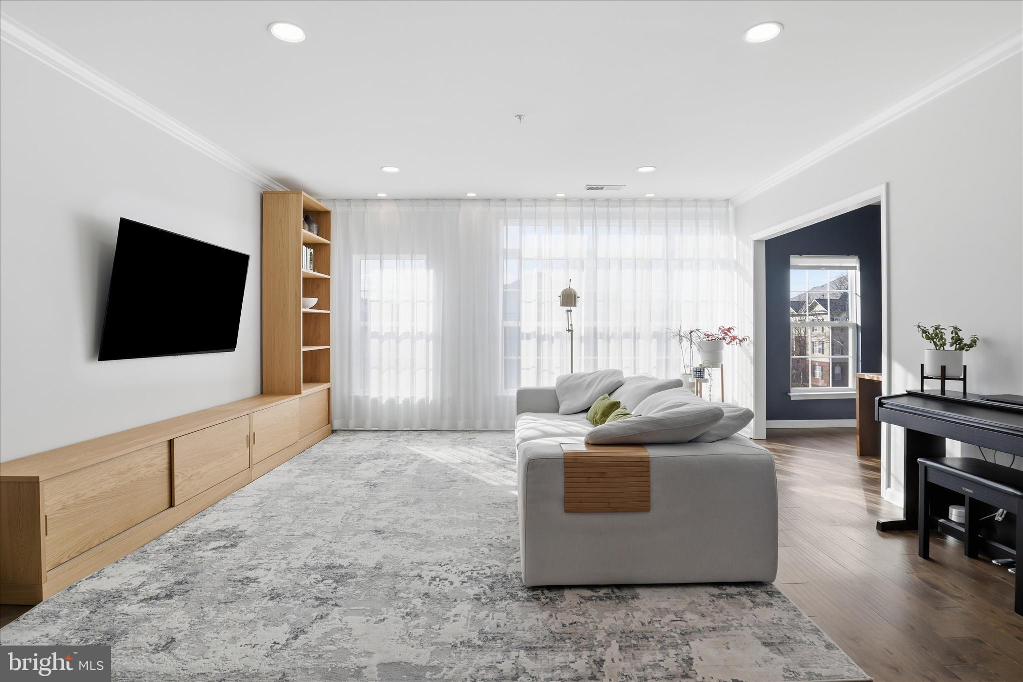 RESIDENCES AT BRAMBLETON - Residential