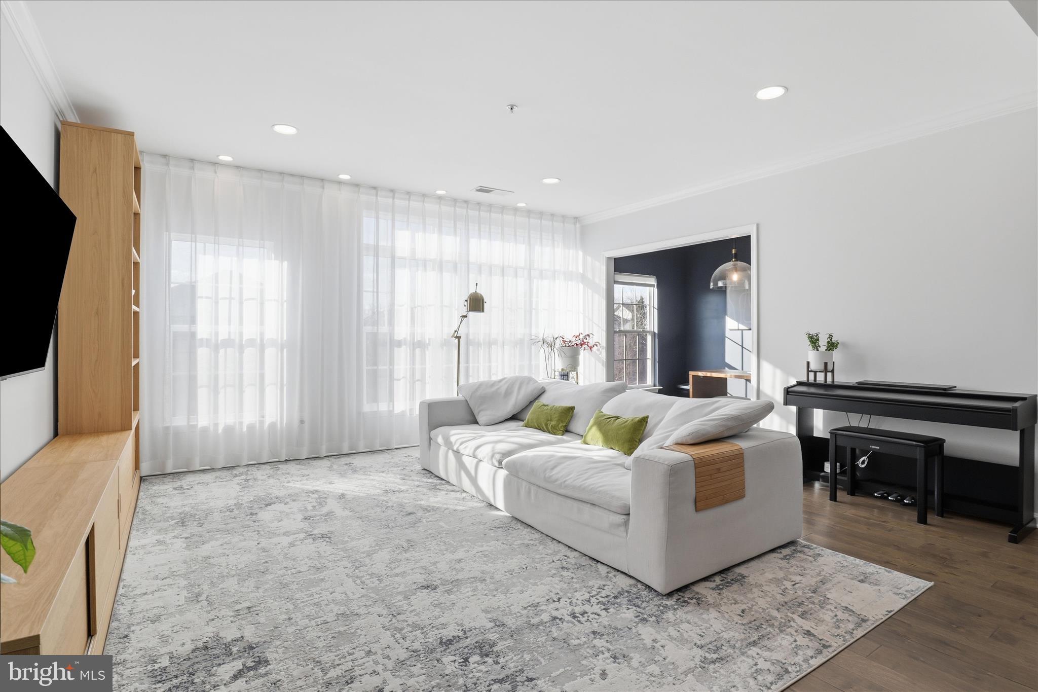 RESIDENCES AT BRAMBLETON - Residential