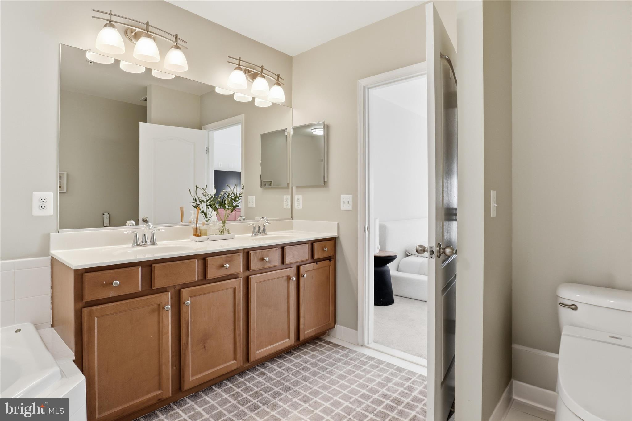 RESIDENCES AT BRAMBLETON - Residential