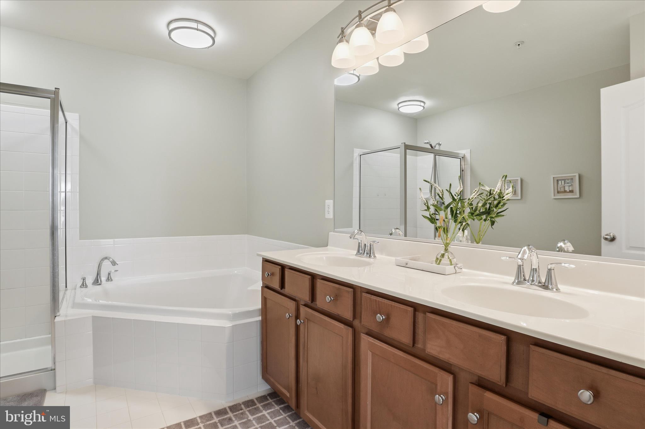 RESIDENCES AT BRAMBLETON - Residential