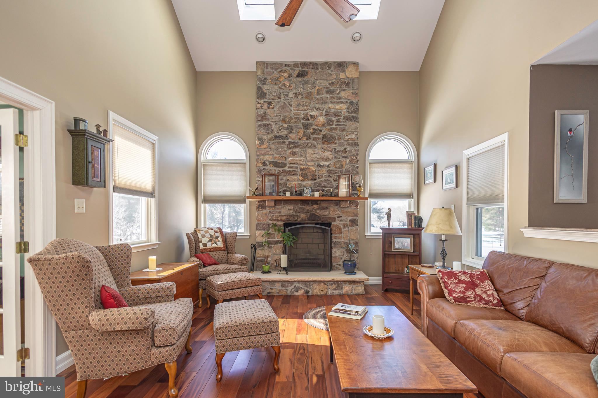 RIVERGATE - Residential