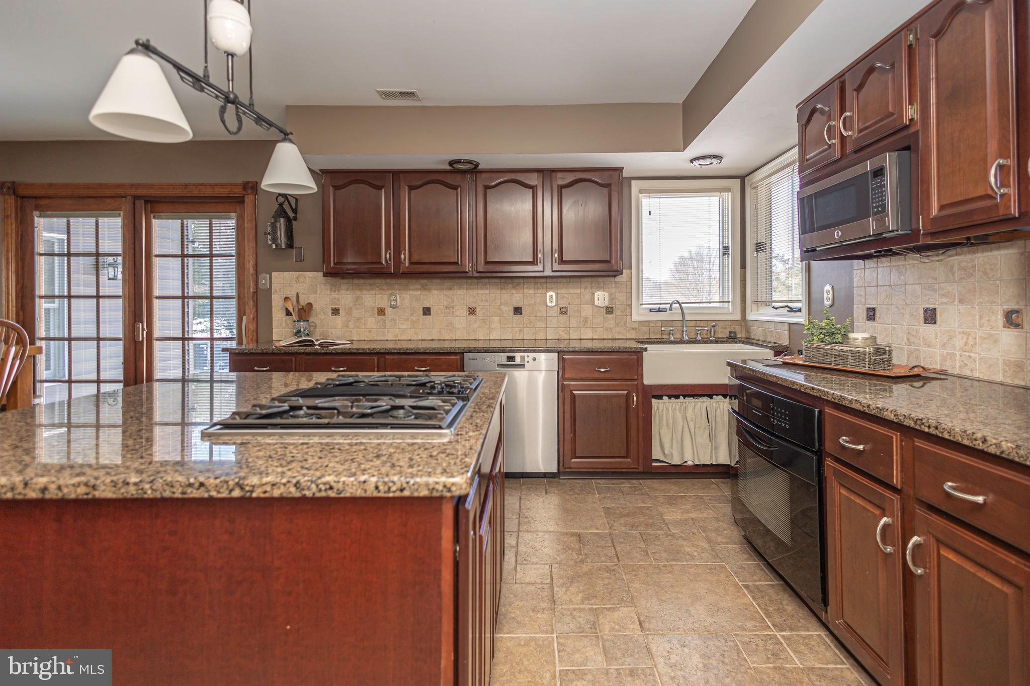 RIVERGATE - Residential