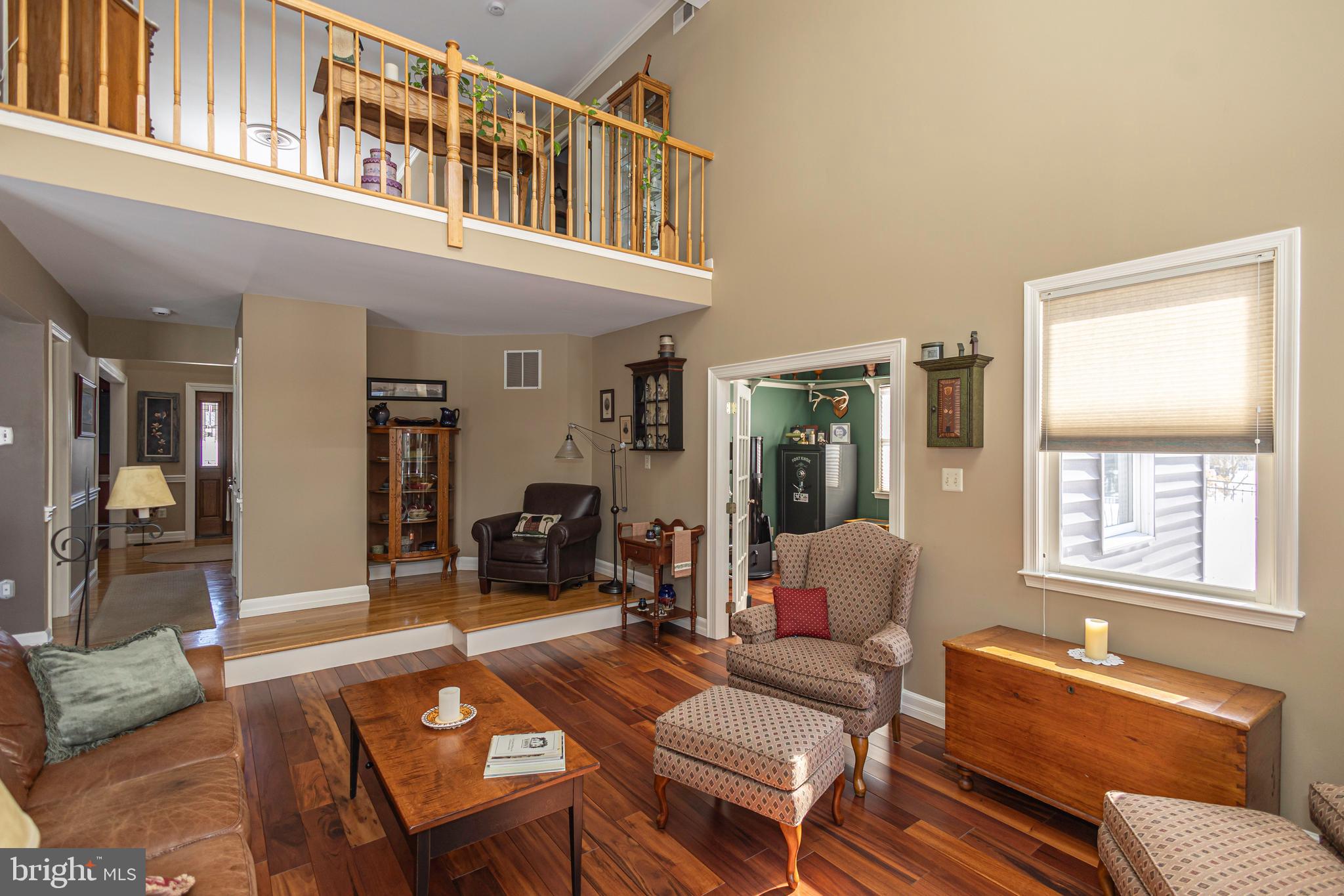 RIVERGATE - Residential