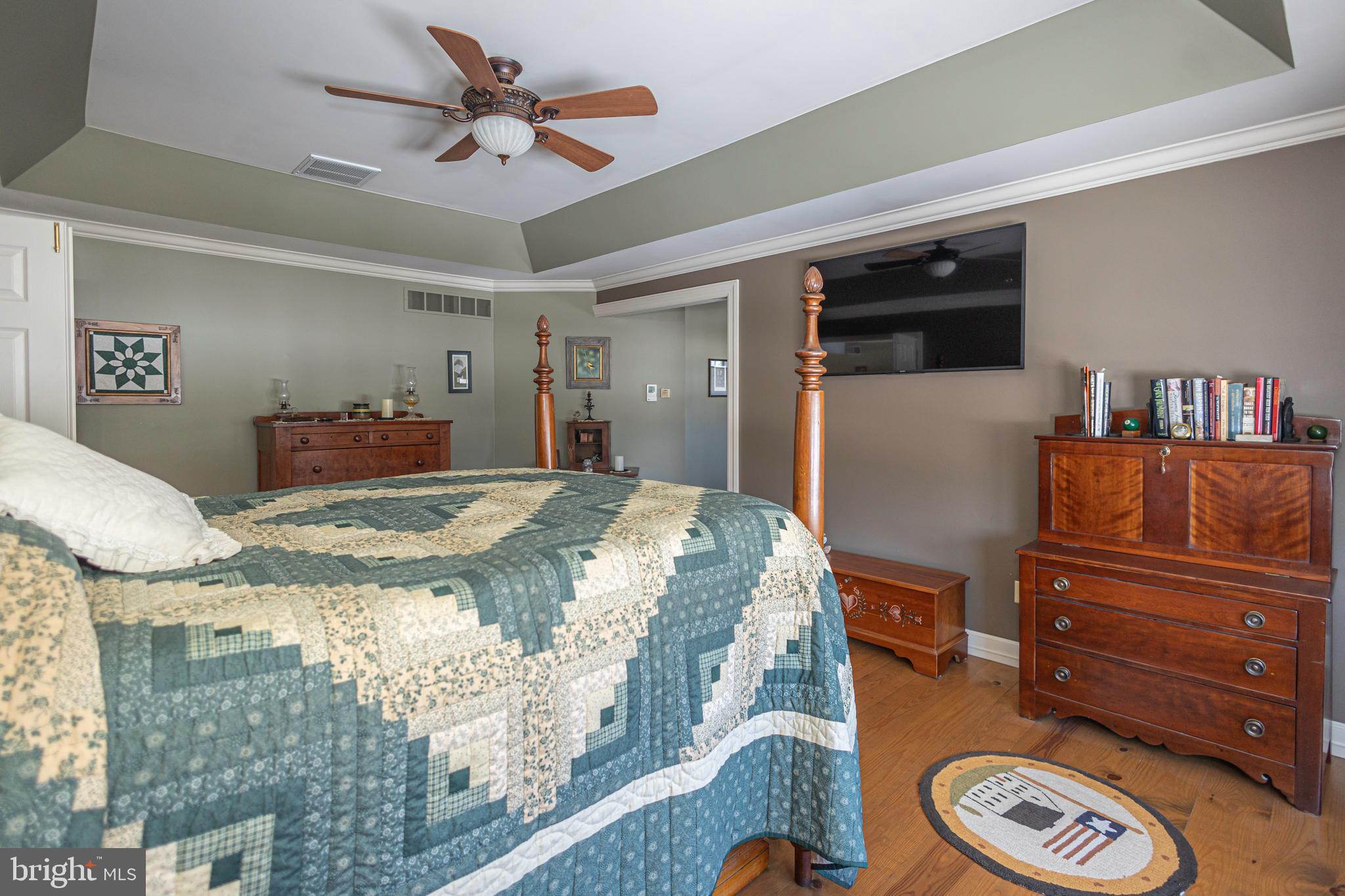 RIVERGATE - Residential