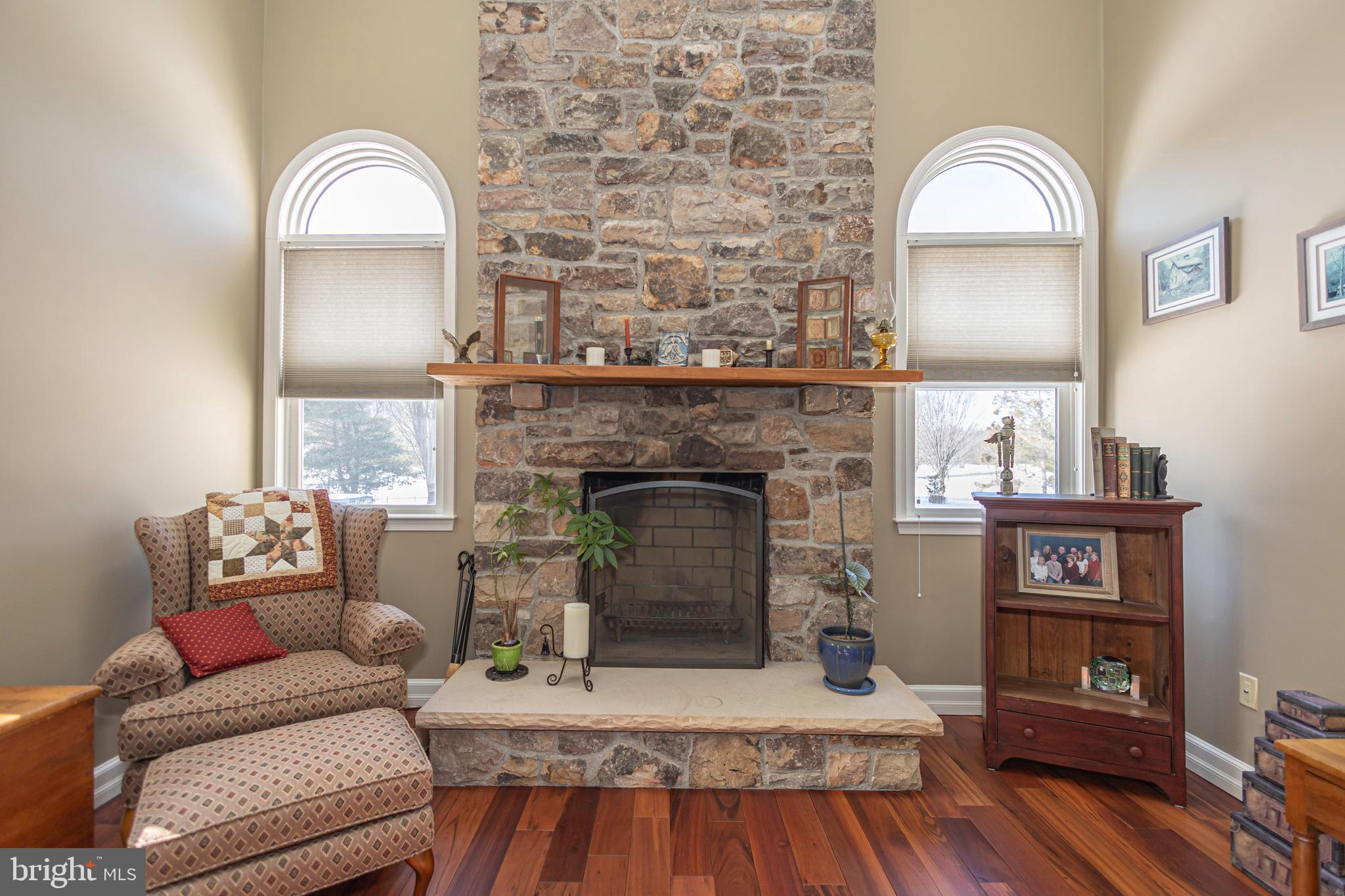 RIVERGATE - Residential