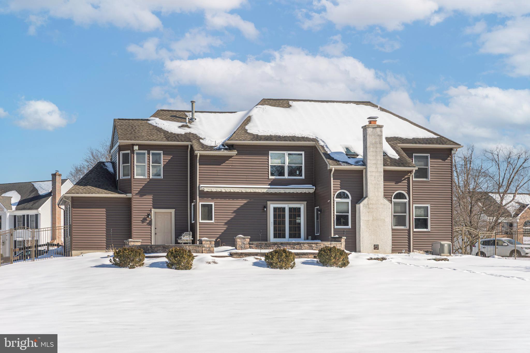 RIVERGATE - Residential