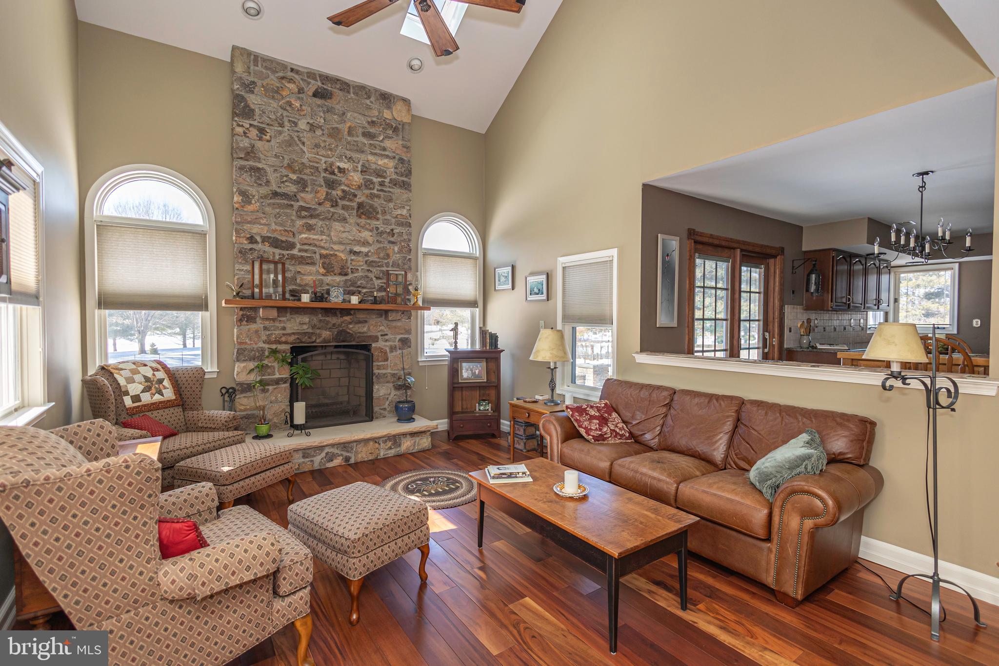 RIVERGATE - Residential