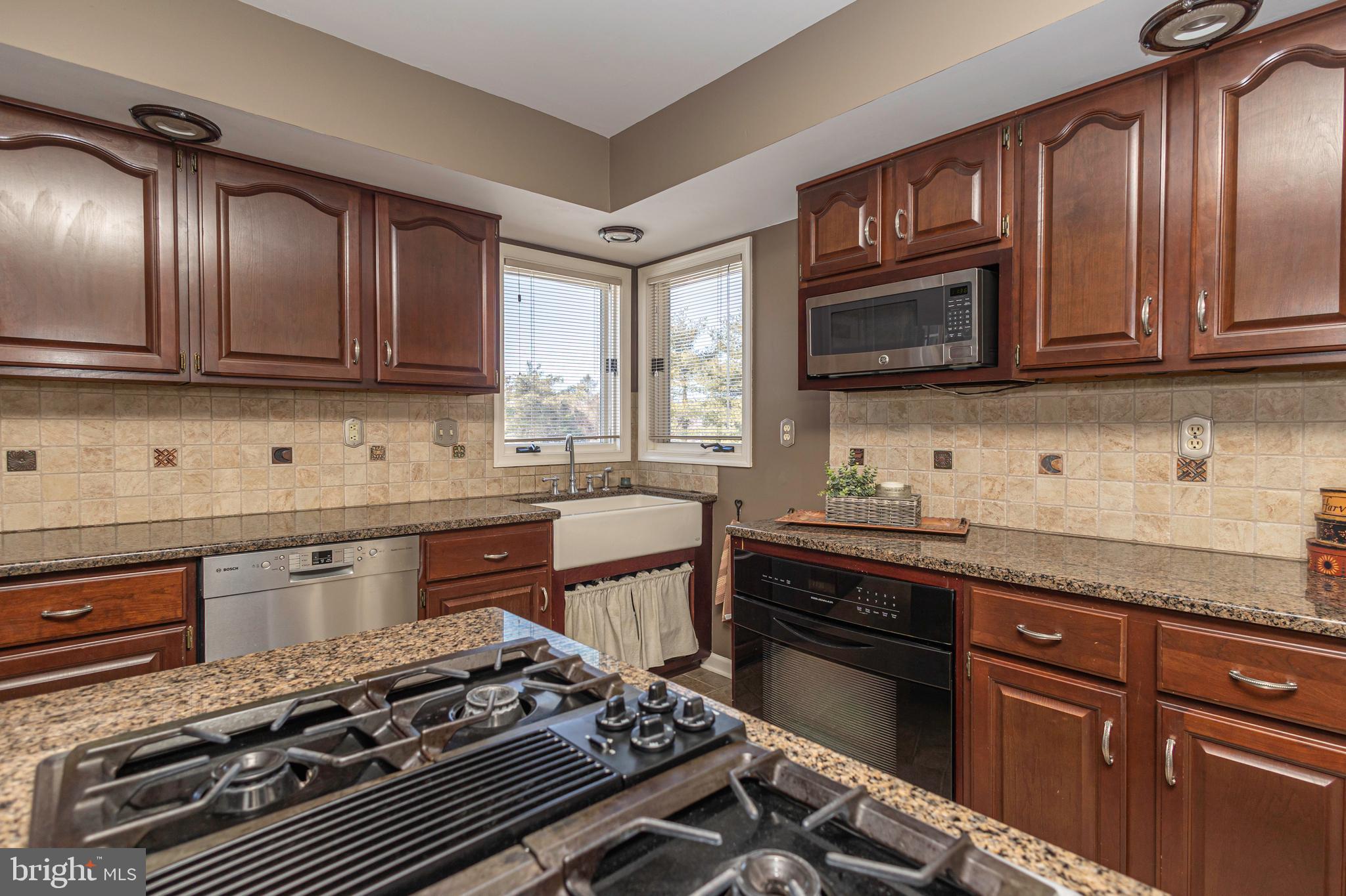 RIVERGATE - Residential