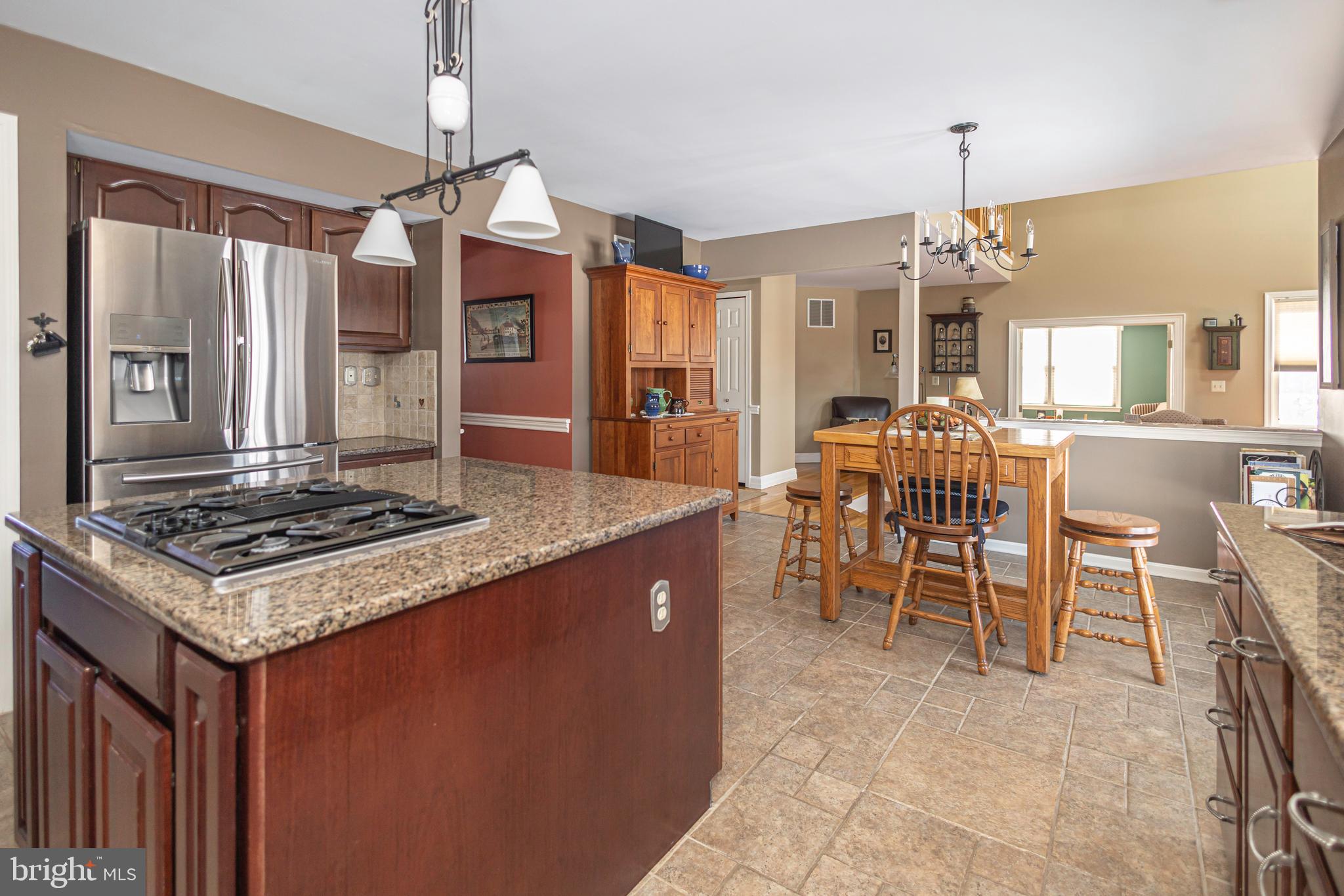 RIVERGATE - Residential