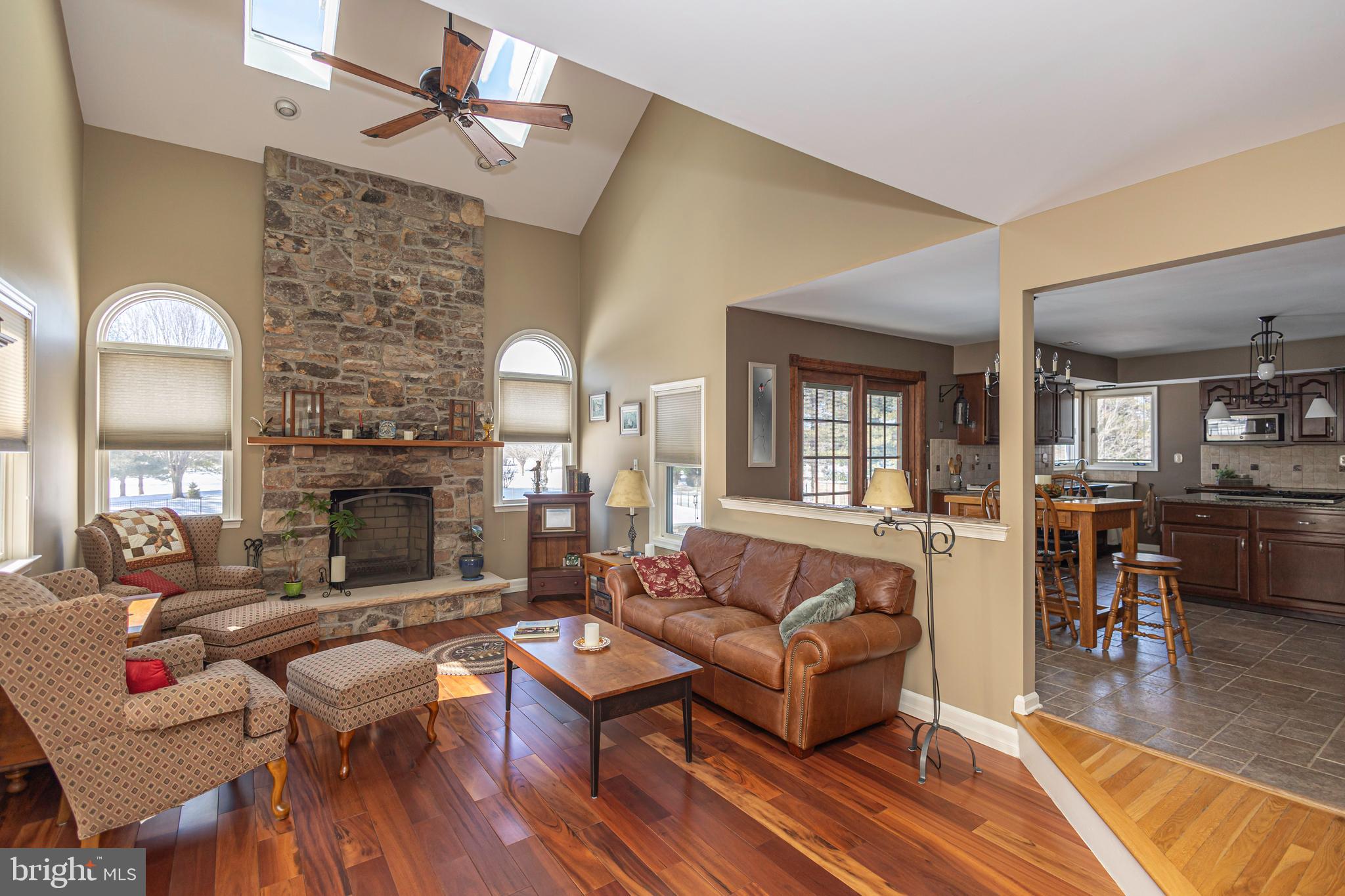 RIVERGATE - Residential