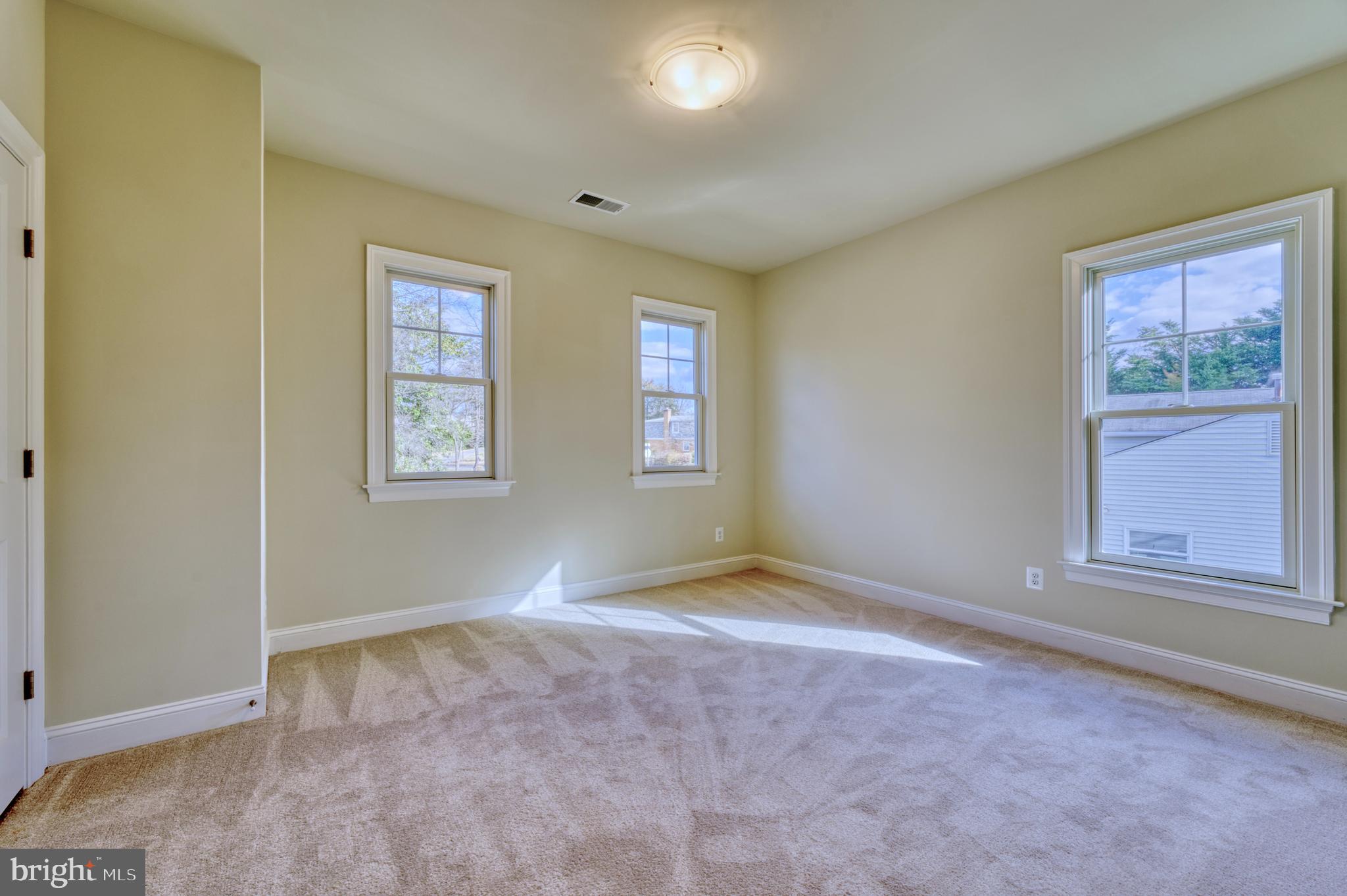 TALISMAN COURT - Residential