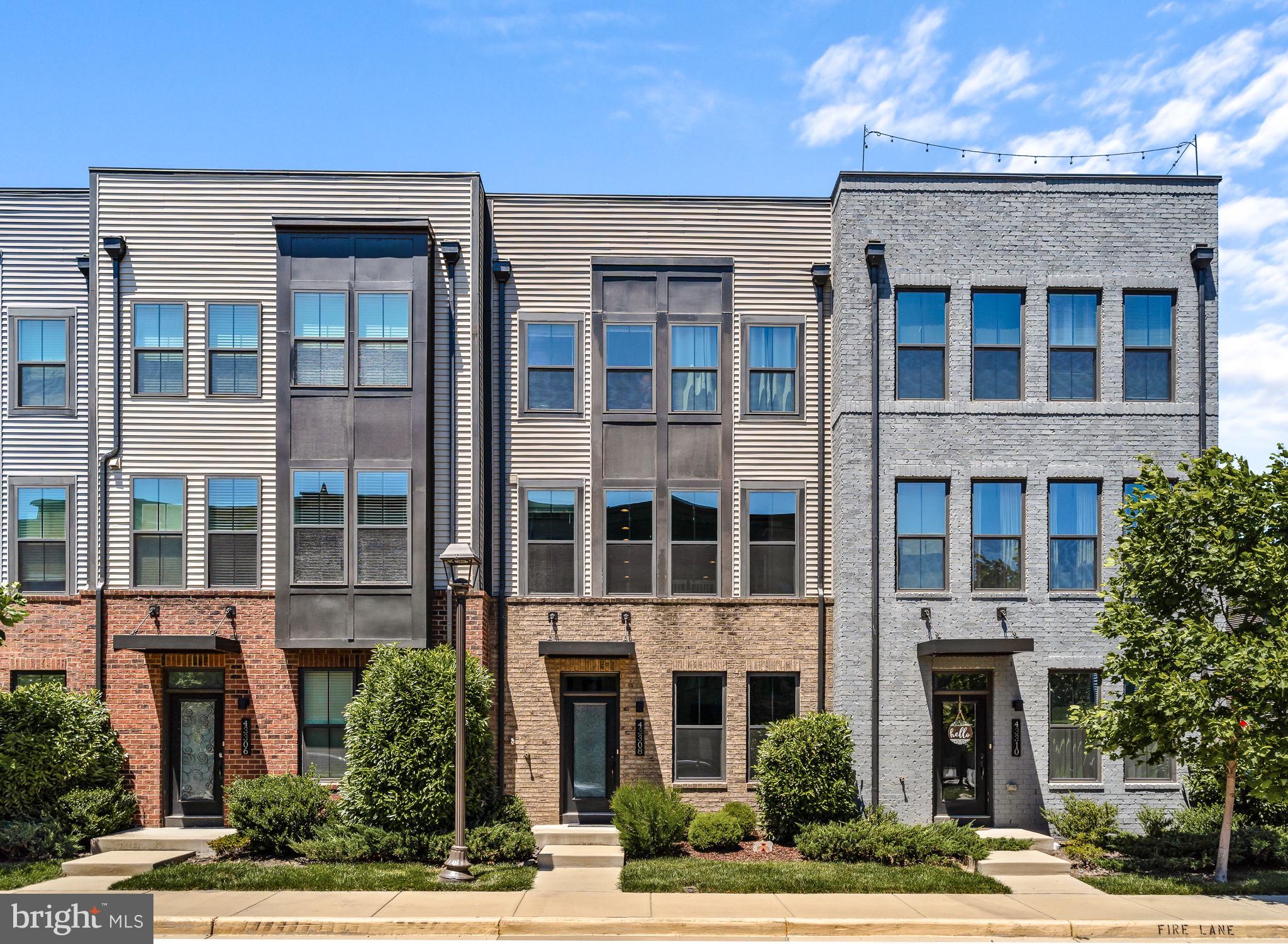 WESTMOORE AT MOOREFIELD - Residential