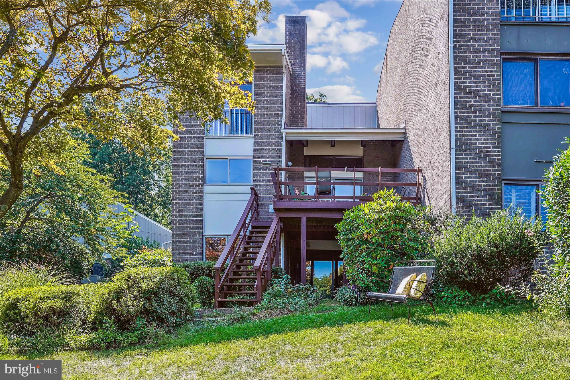 LAKESIDE CLUSTER - Residential