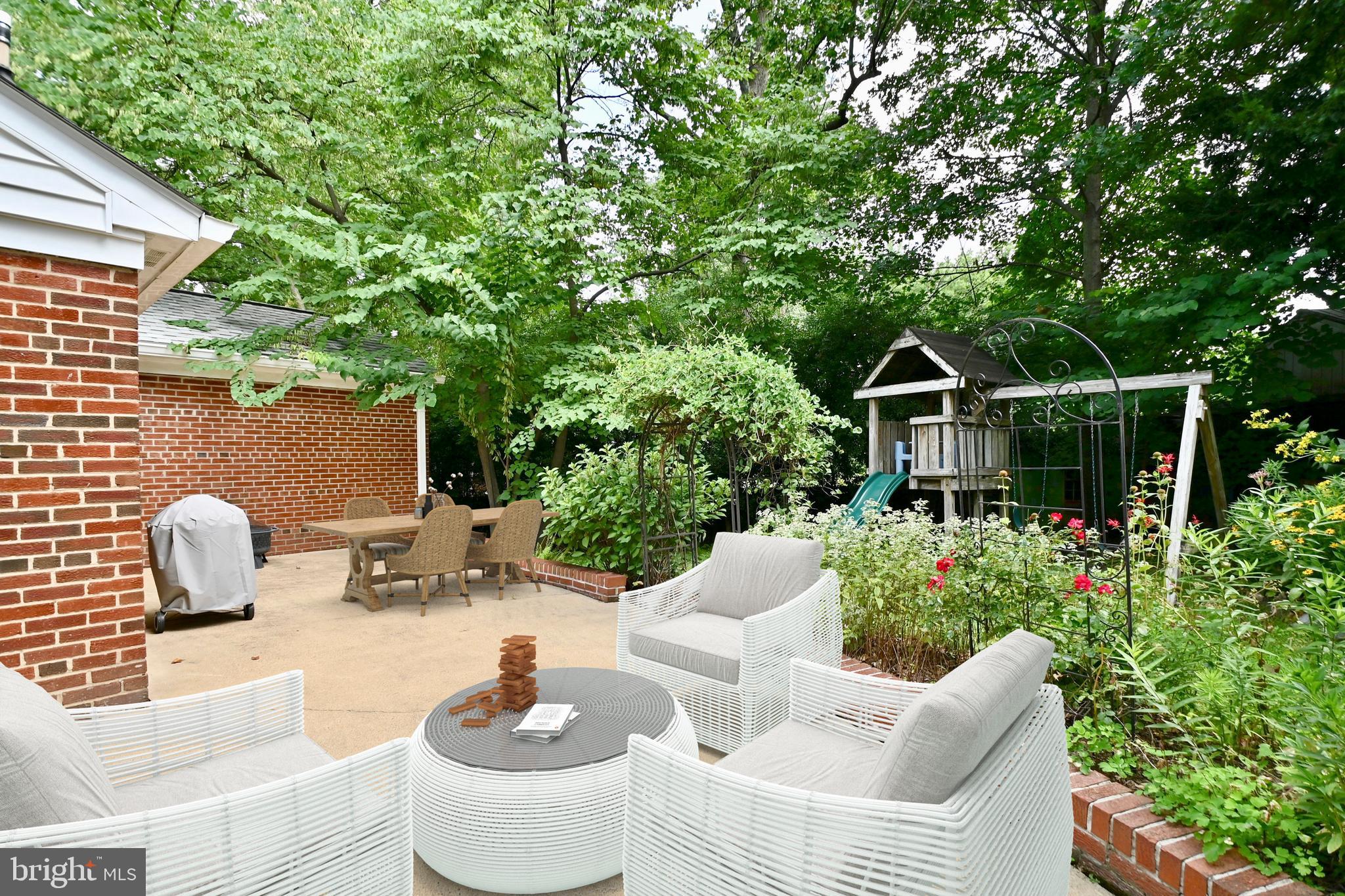 BROADMONT - Residential