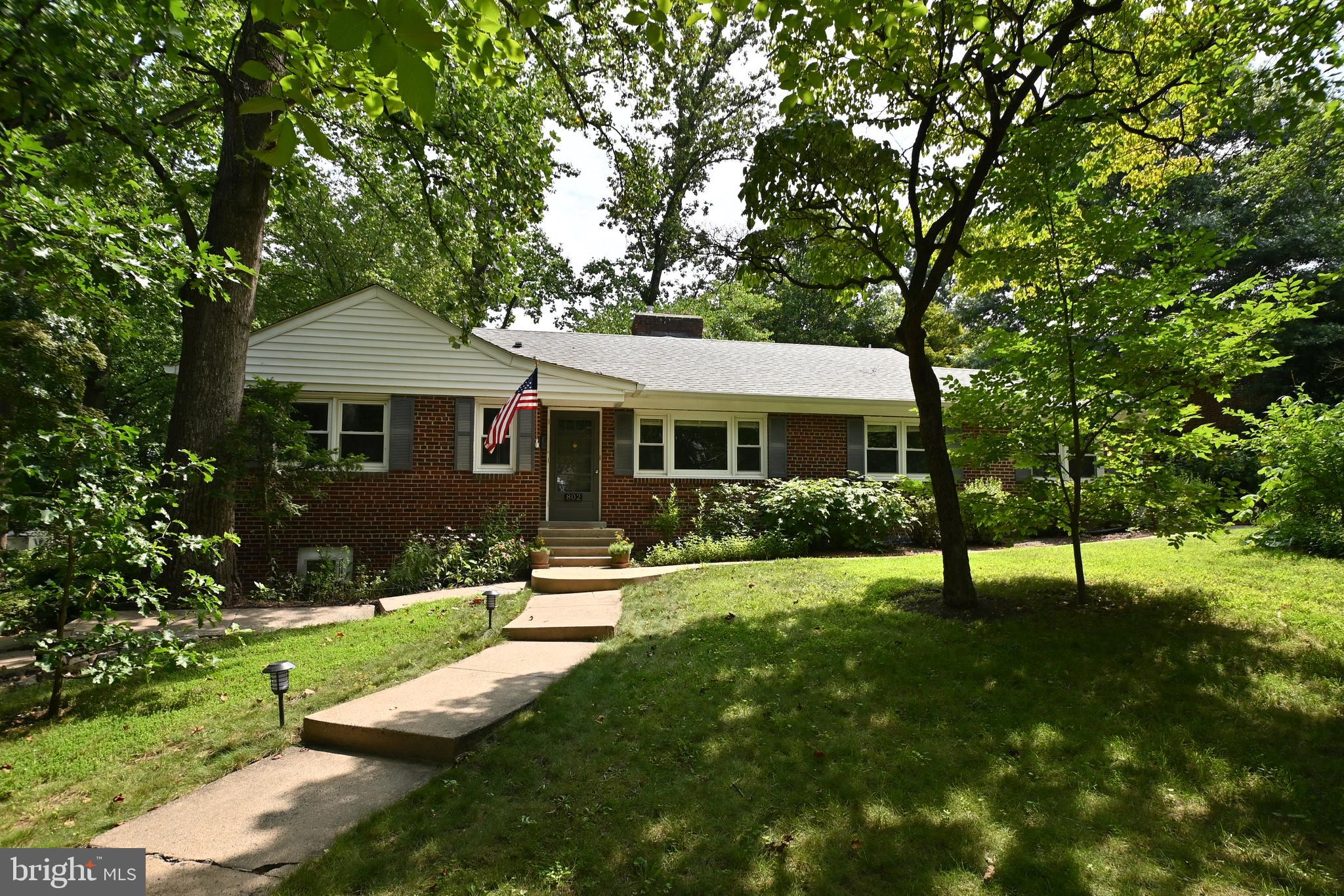 BROADMONT - Residential