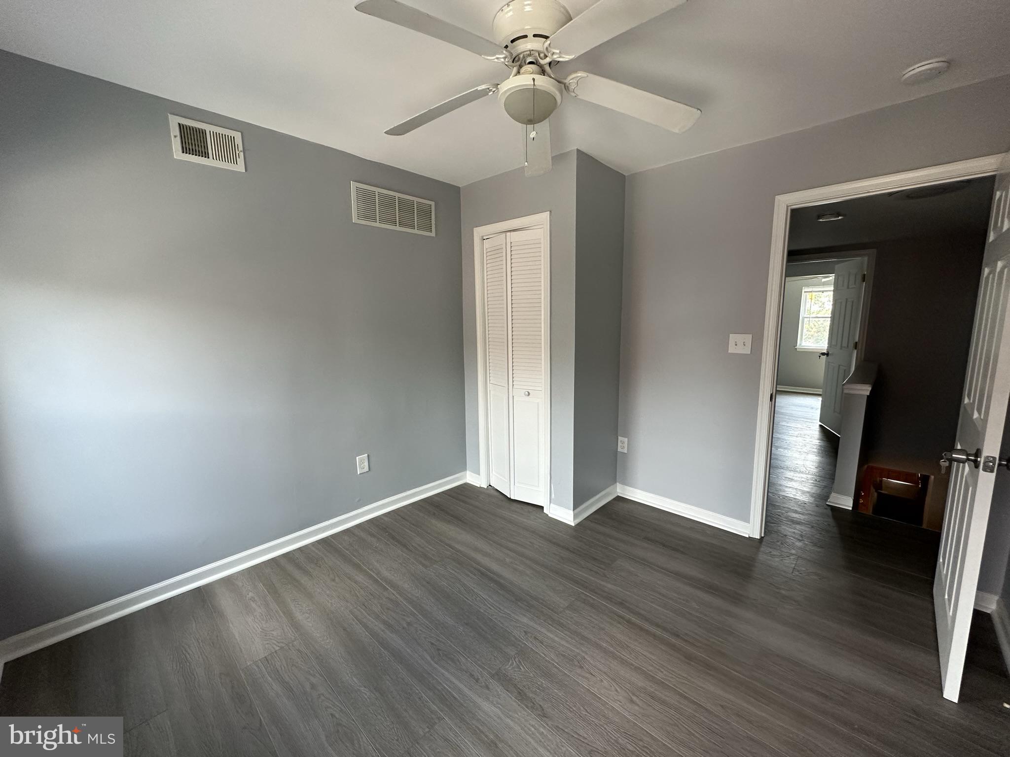 CAMDEN CROSSING - Residential