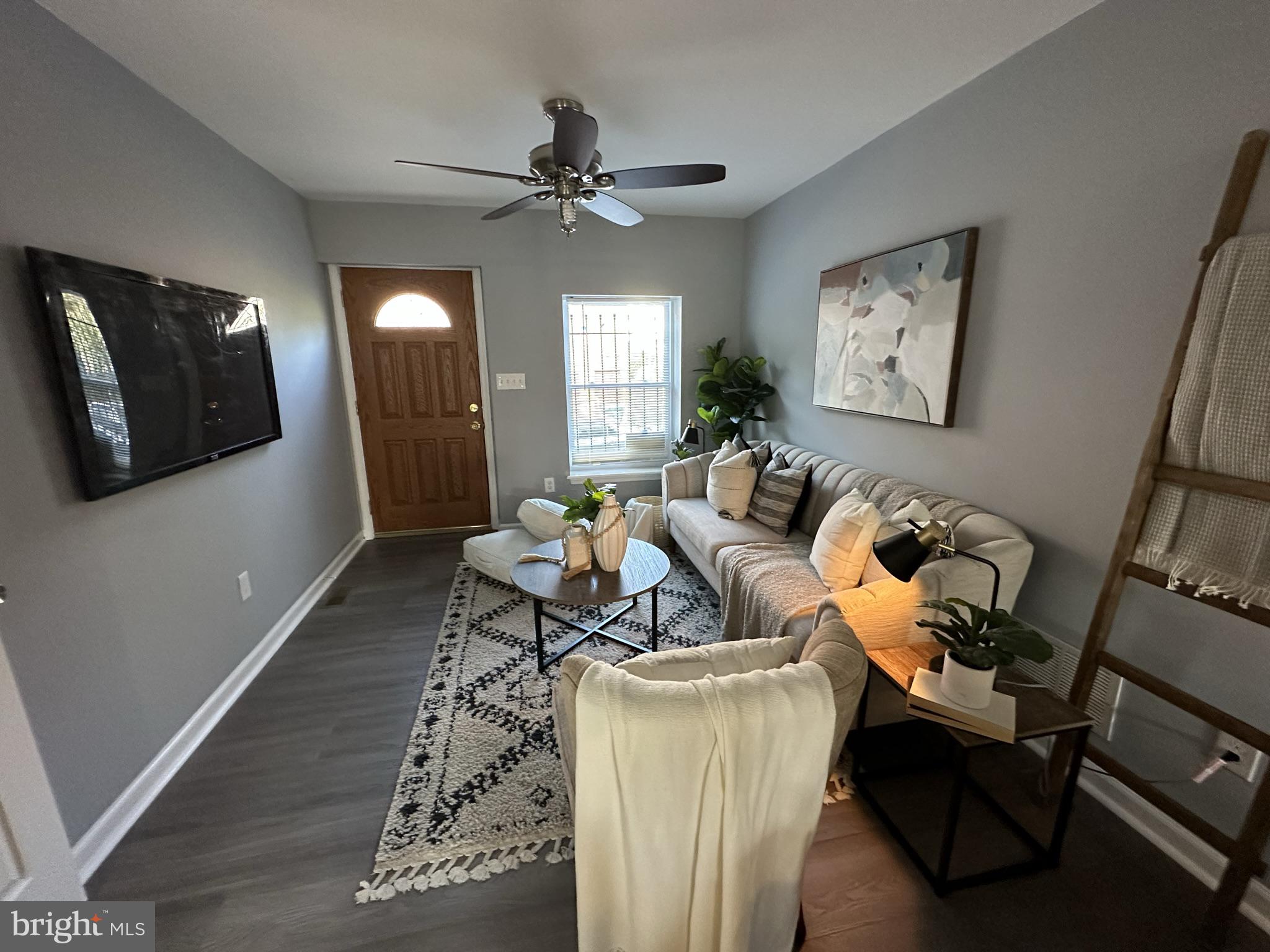 CAMDEN CROSSING - Residential