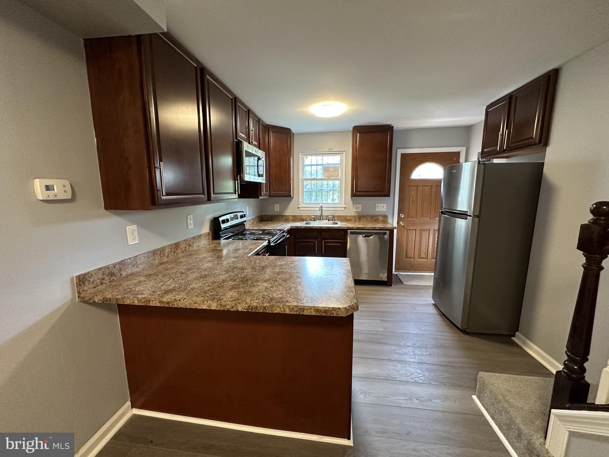 CAMDEN CROSSING - Residential