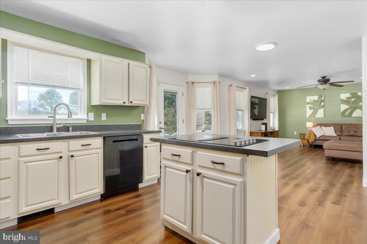 SWAN DALE FARMS - Residential