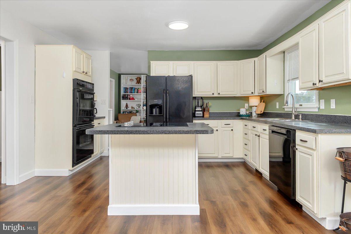 SWAN DALE FARMS - Residential