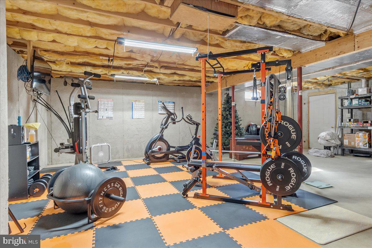 SWAN DALE FARMS - Residential