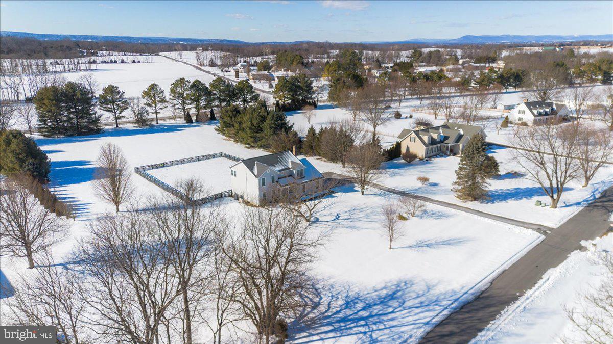 SWAN DALE FARMS - Residential