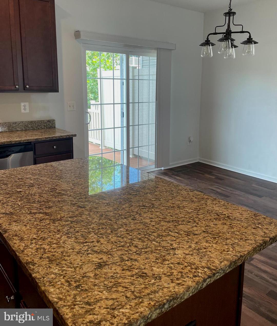 GLENEAGLES SOUTH - Residential Lease