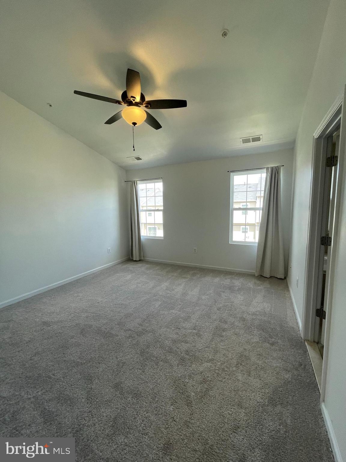 GLENEAGLES SOUTH - Residential Lease