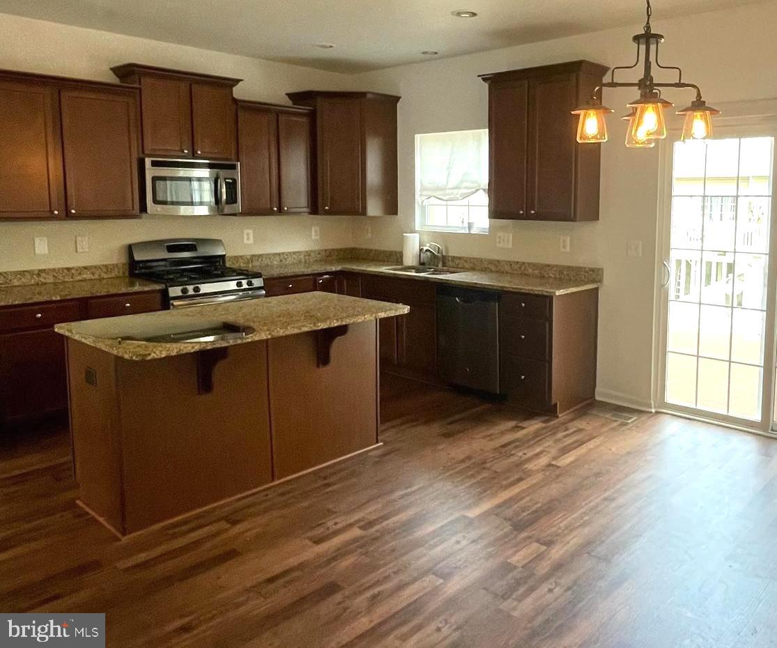 GLENEAGLES SOUTH - Residential Lease