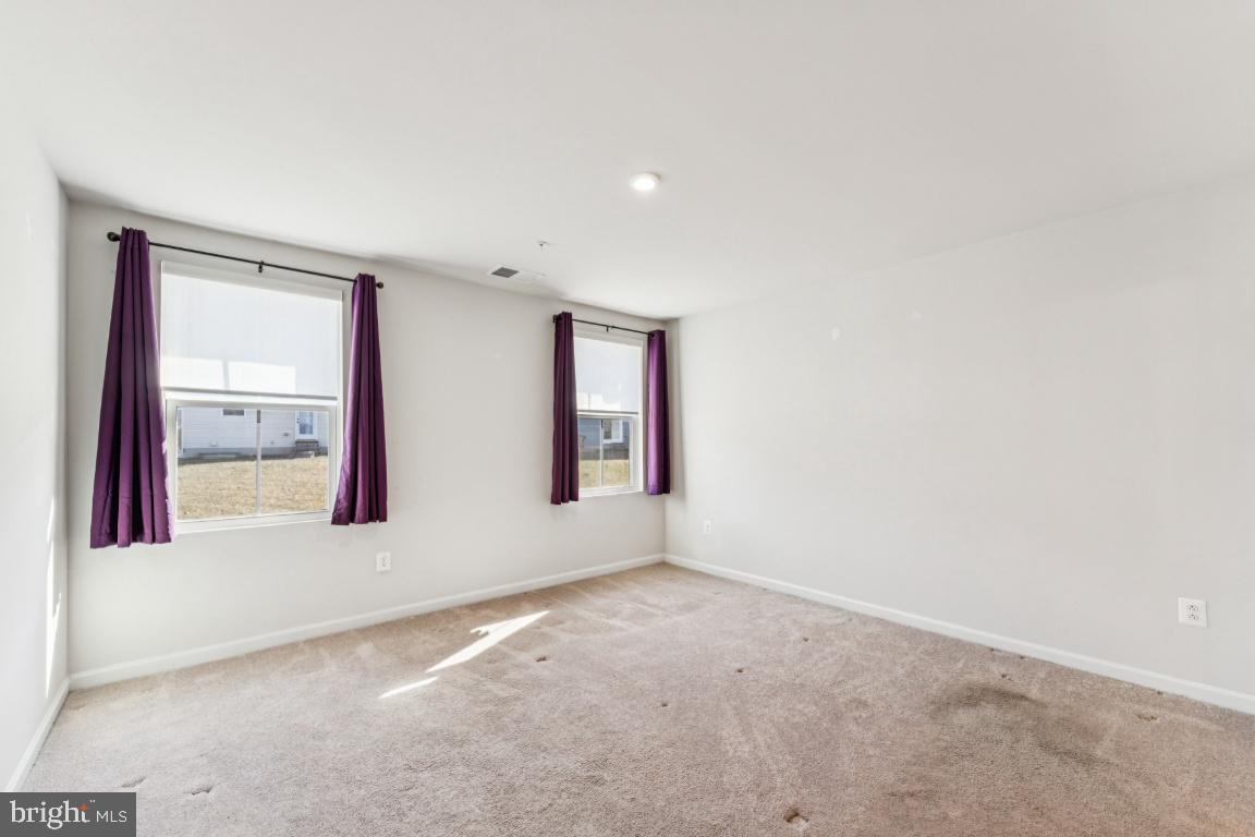 MEADE'S CROSSING - Residential