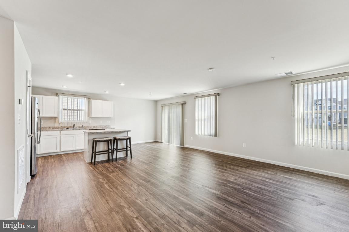 MEADE'S CROSSING - Residential