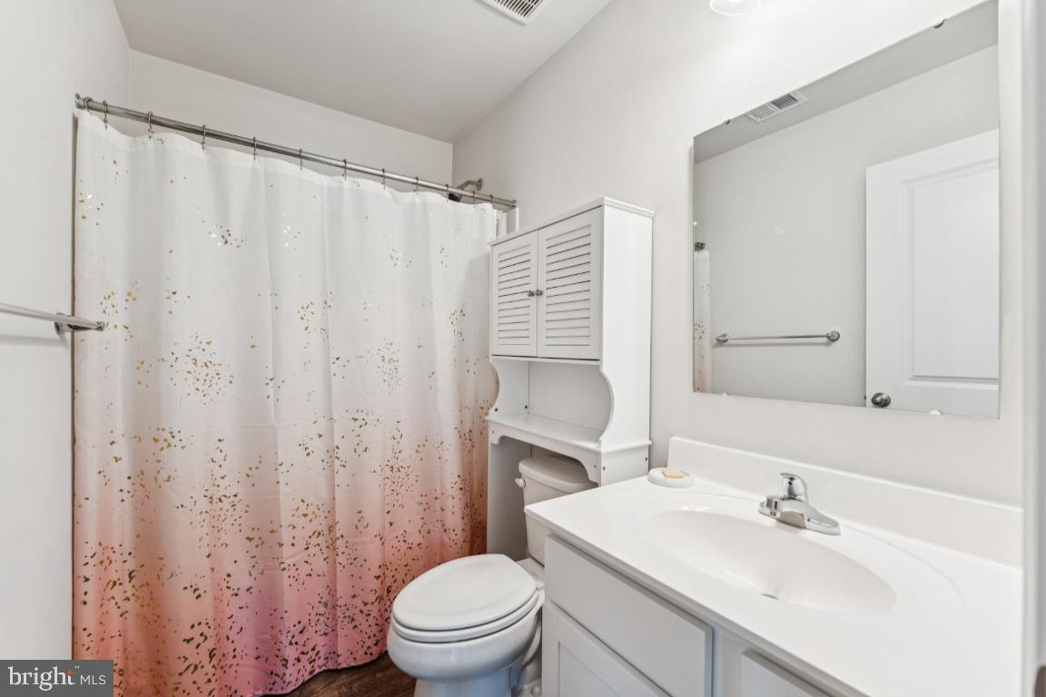 MEADE'S CROSSING - Residential